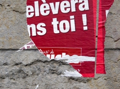 les feuilles vraiment très mortes,2009,petite lorgnette,détraquage,grand bazar,société du spectacle,politique,automne,les affiches se moquent de toi,hier,aujourd'hui,libéralisme,servitude,europe,promesses,panade,enrobage,impuissance,la france,traité de lisbonne,le temps qui vient,ignorance,argent,petites gens,dirigeants,souci,balade,murs,art contemporain sauvage,obsolète,devise shadok,robert pinget,souvenir du xxem siècle,monde à l'envers,oldies but goodies,somnifères,autruches