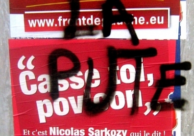 les feuilles vraiment très mortes,2009,petite lorgnette,détraquage,grand bazar,société du spectacle,politique,automne,les affiches se moquent de toi,hier,aujourd'hui,libéralisme,servitude,europe,promesses,panade,enrobage,impuissance,la france,traité de lisbonne,le temps qui vient,ignorance,argent,petites gens,dirigeants,souci,balade,murs,art contemporain sauvage,obsolète,devise shadok,robert pinget,souvenir du xxem siècle,monde à l'envers,oldies but goodies,somnifères,autruches